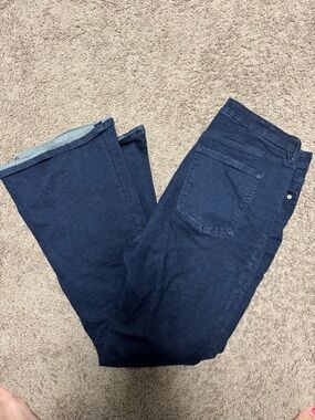 Good American Flare Jeans